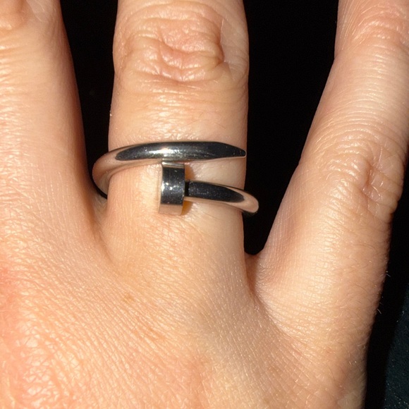 Elegant Silver Nail Design Ring - Picture 1 of 5